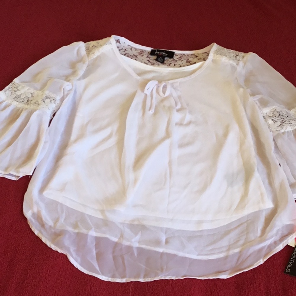 NWT Girls size medium 10-12 lace blouse, beautiful, lightweight